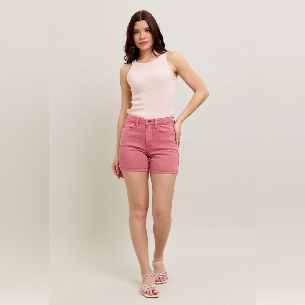 NWT Judy Blue High Waisted Garment Dyed Shorts, Magenta - Size M